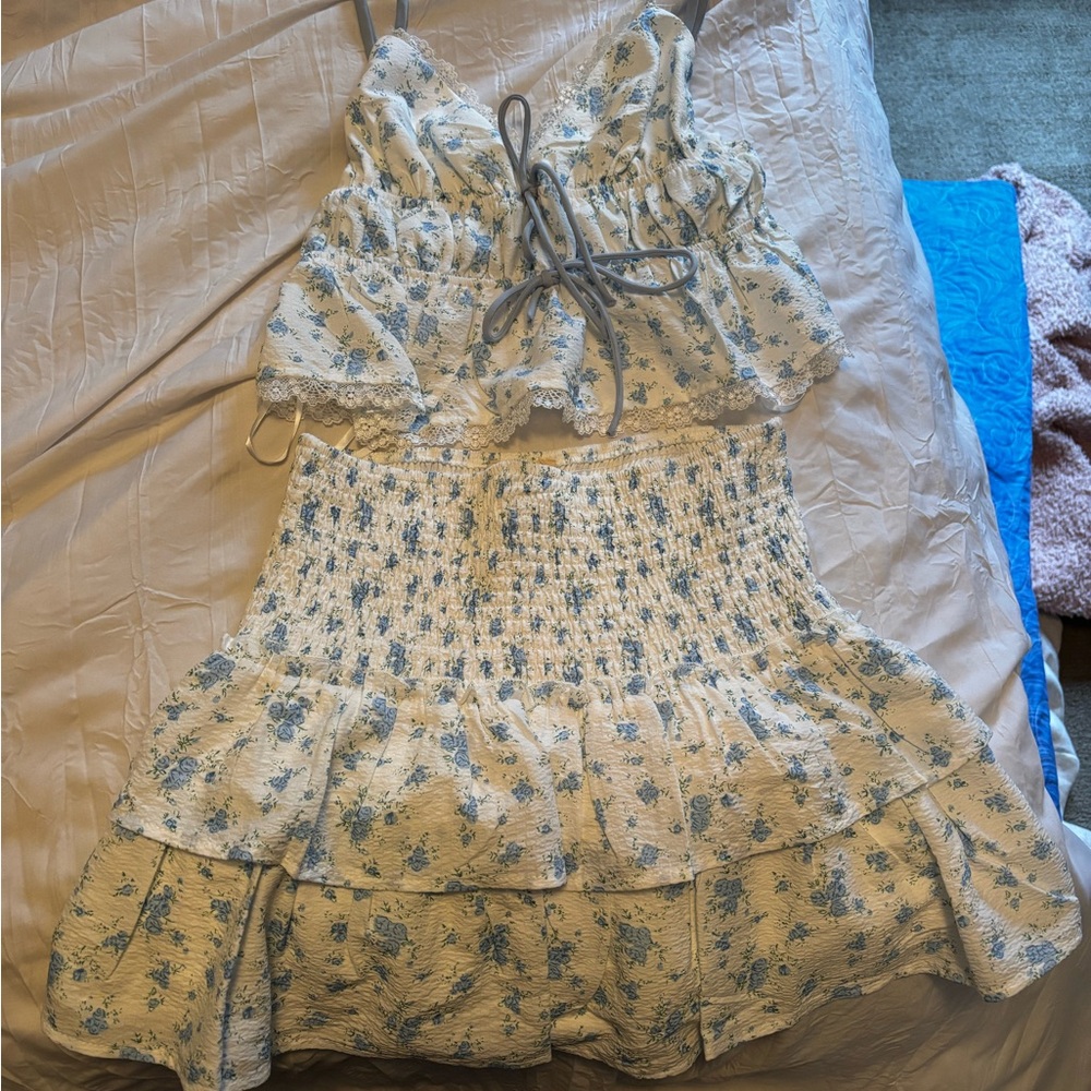 NWT urban outfitters floral set